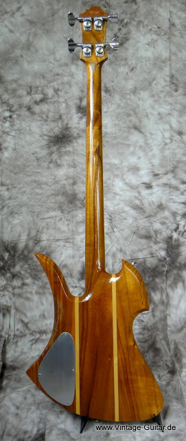 BC-Rich Mockingbird Bassguitar 1981-003.JPG